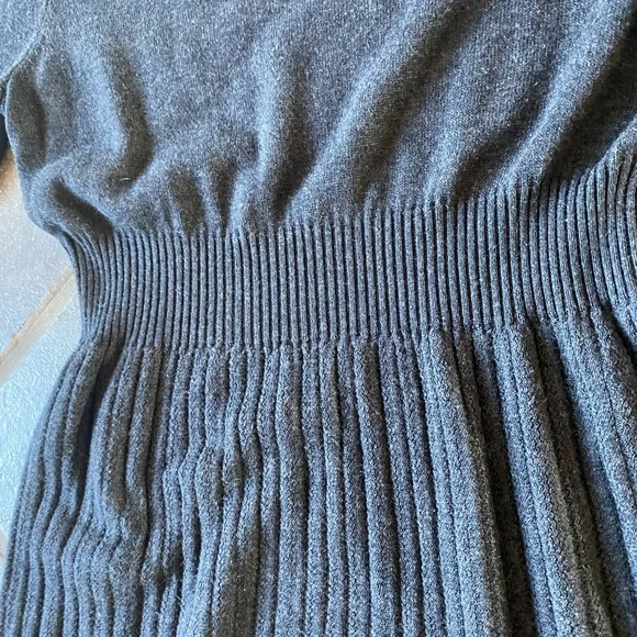 Neiman Marcus, Gray sweater dress, Size Small with faux leather trim at cuffs - Picture 8 of 9